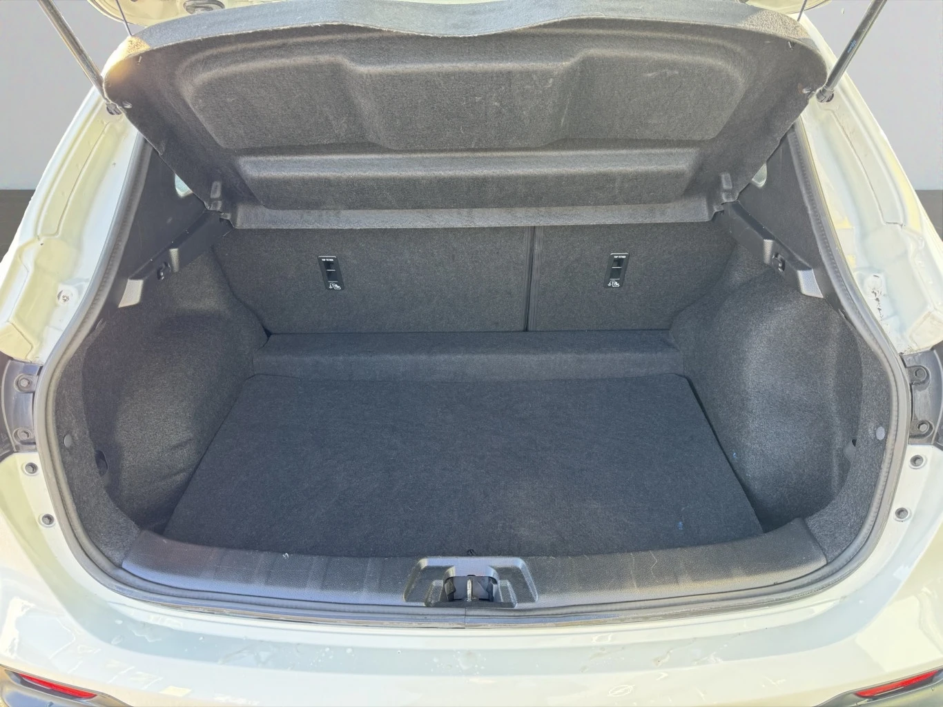 Nissan Qashqai 1.2 115HP AT E6 - изображение 9