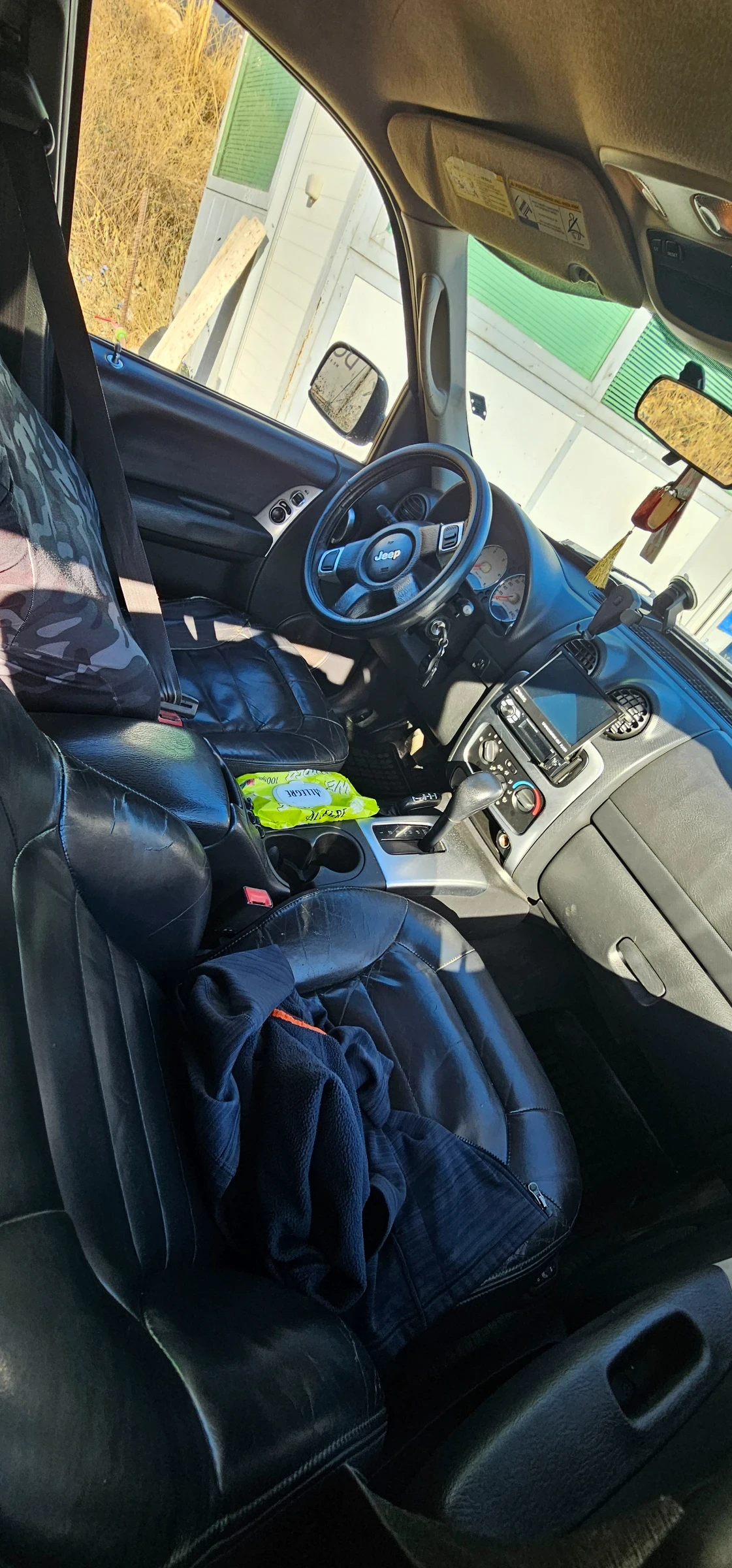 Jeep Cherokee Kj - изображение 2