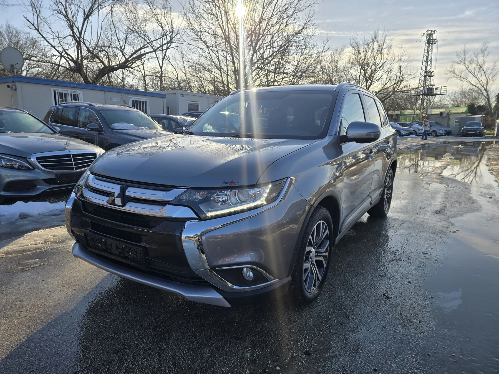 Mitsubishi Outlander 2.2 150�.� 4�4 Instyle Plus Navi | Mobile.bg � ����������� 1