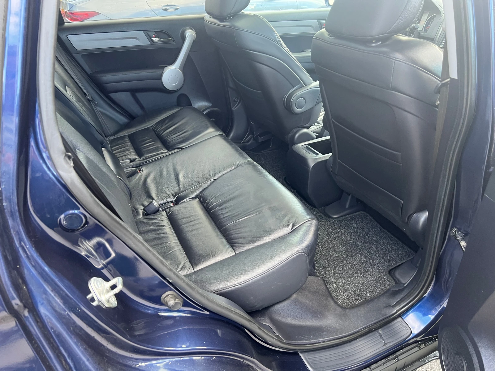 Honda Cr-v 2.0i VTEC EXECUTIVE, снимка 12 - Автомобили и джипове - 53880172