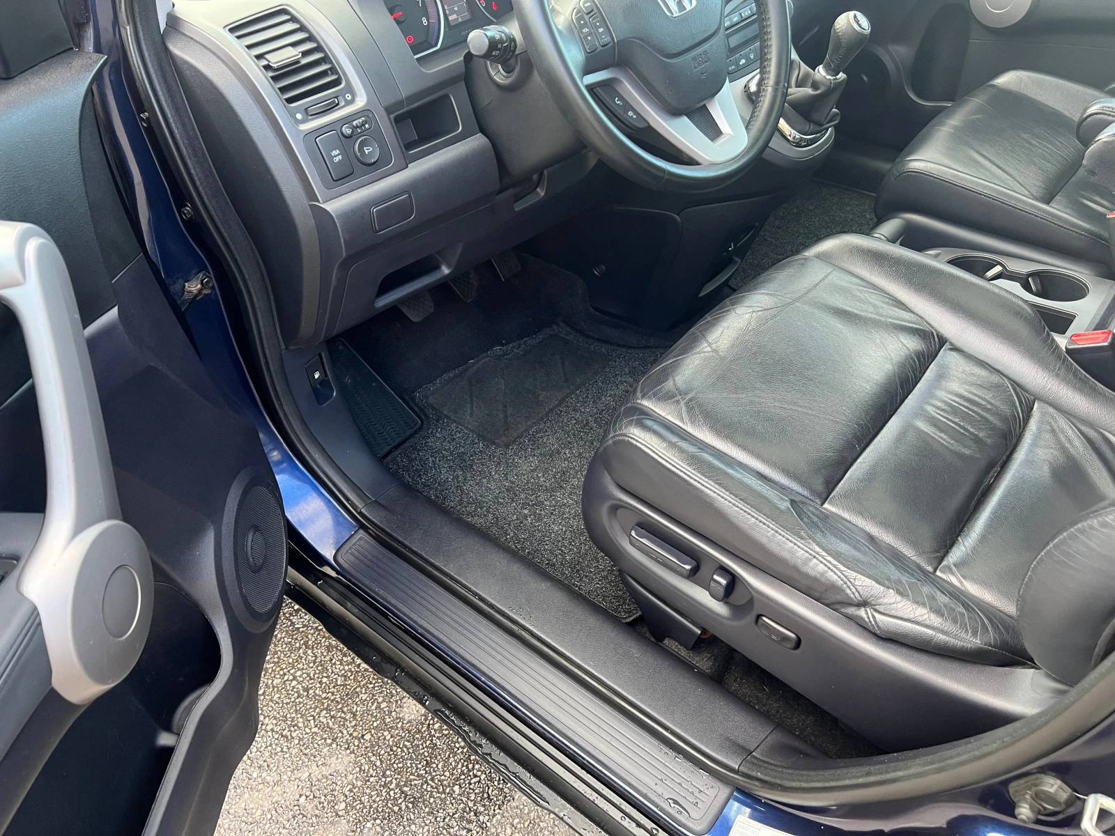 Honda Cr-v 2.0i VTEC EXECUTIVE, снимка 6 - Автомобили и джипове - 53880172