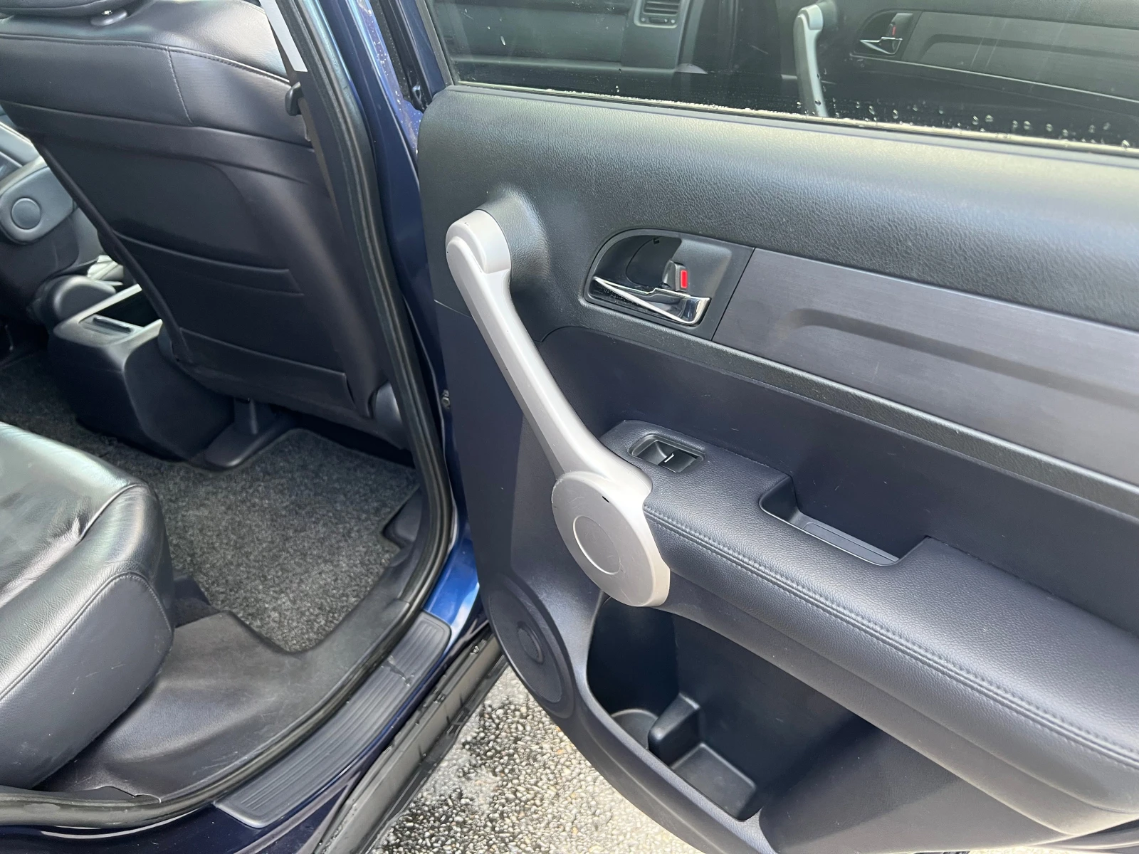 Honda Cr-v 2.0i VTEC EXECUTIVE, снимка 11 - Автомобили и джипове - 53880172