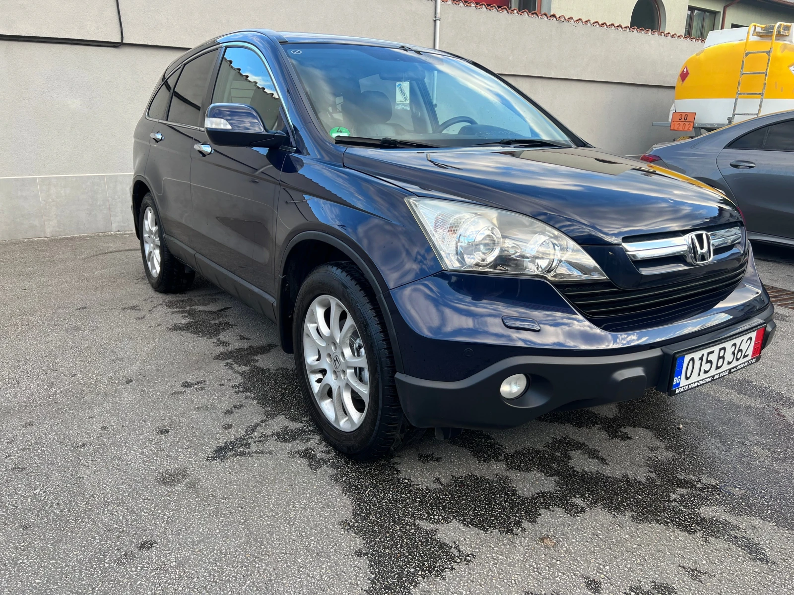 Honda Cr-v 2.0i VTEC EXECUTIVE, снимка 2 - Автомобили и джипове - 53880172