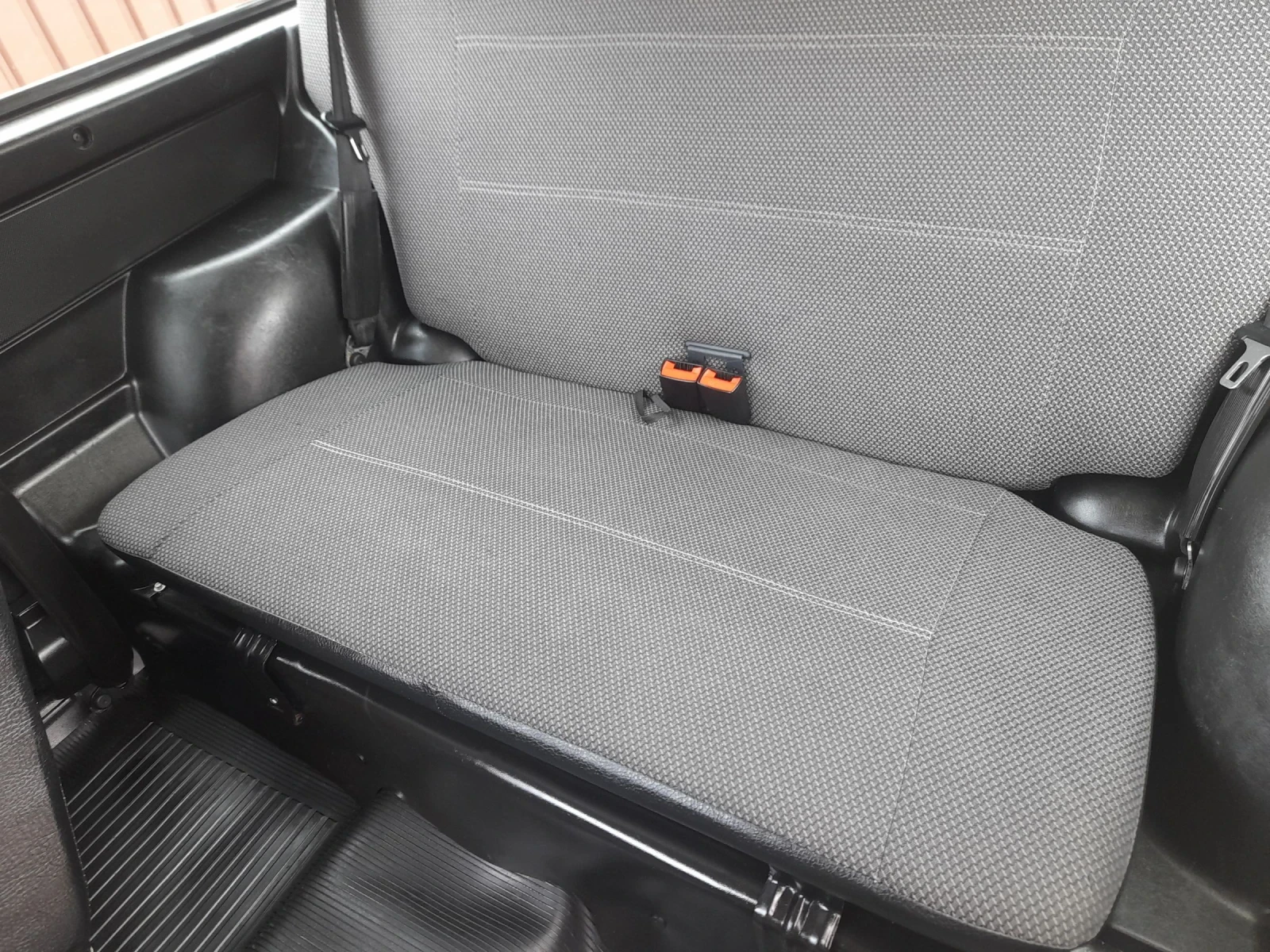 Lada Niva 1.7, снимка 8 - Автомобили и джипове - 54045167