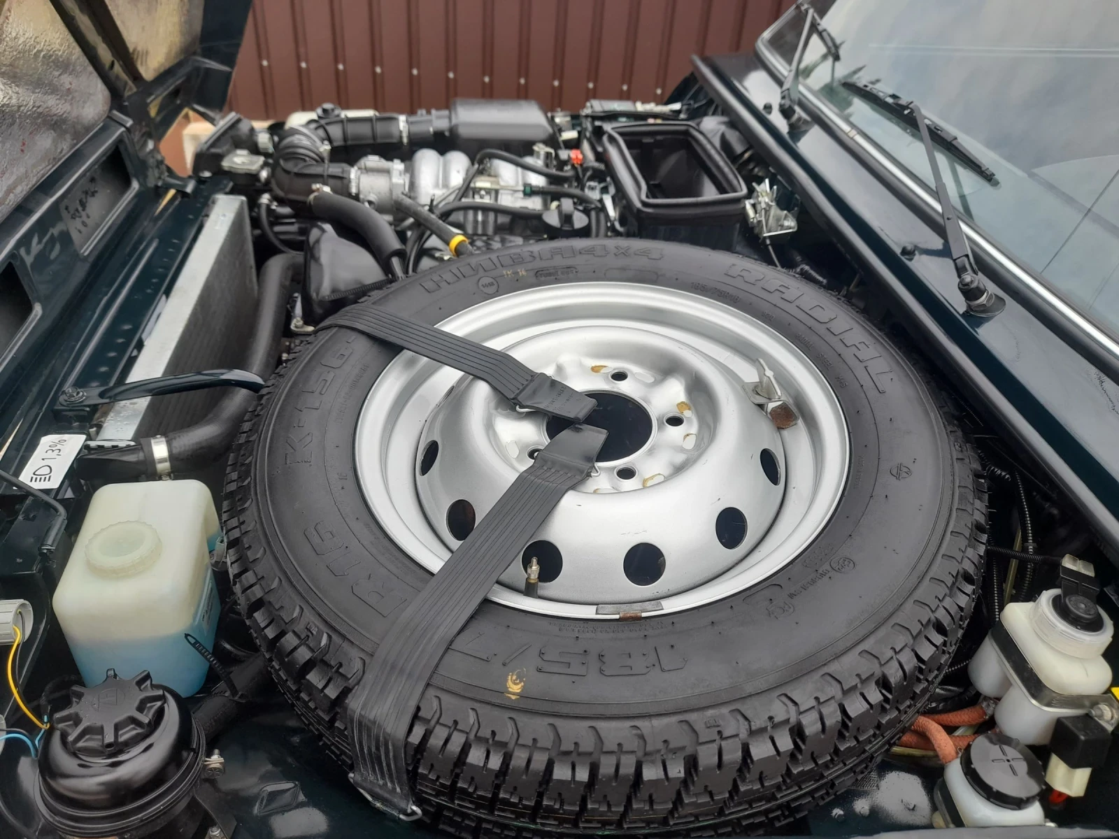 Lada Niva 1.7, снимка 13 - Автомобили и джипове - 54045167