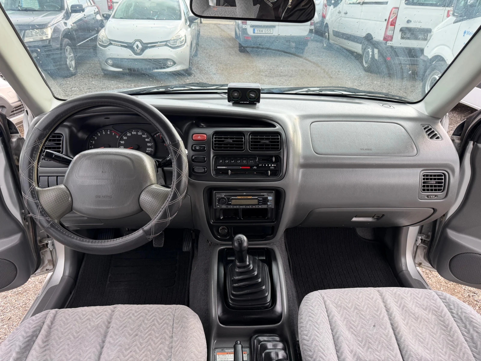 Suzuki Grand vitara 2.5 ГЪРЦИЯ ТОП, снимка 16 - Автомобили и джипове - 54643541