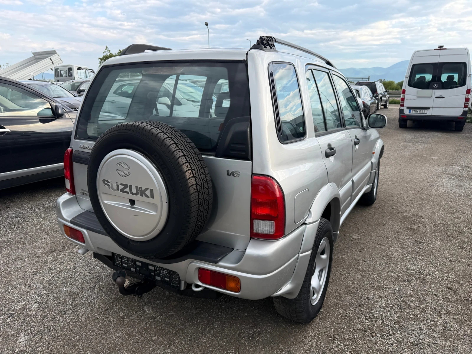 Suzuki Grand vitara 2.5 ГЪРЦИЯ ТОП, снимка 5 - Автомобили и джипове - 54643541