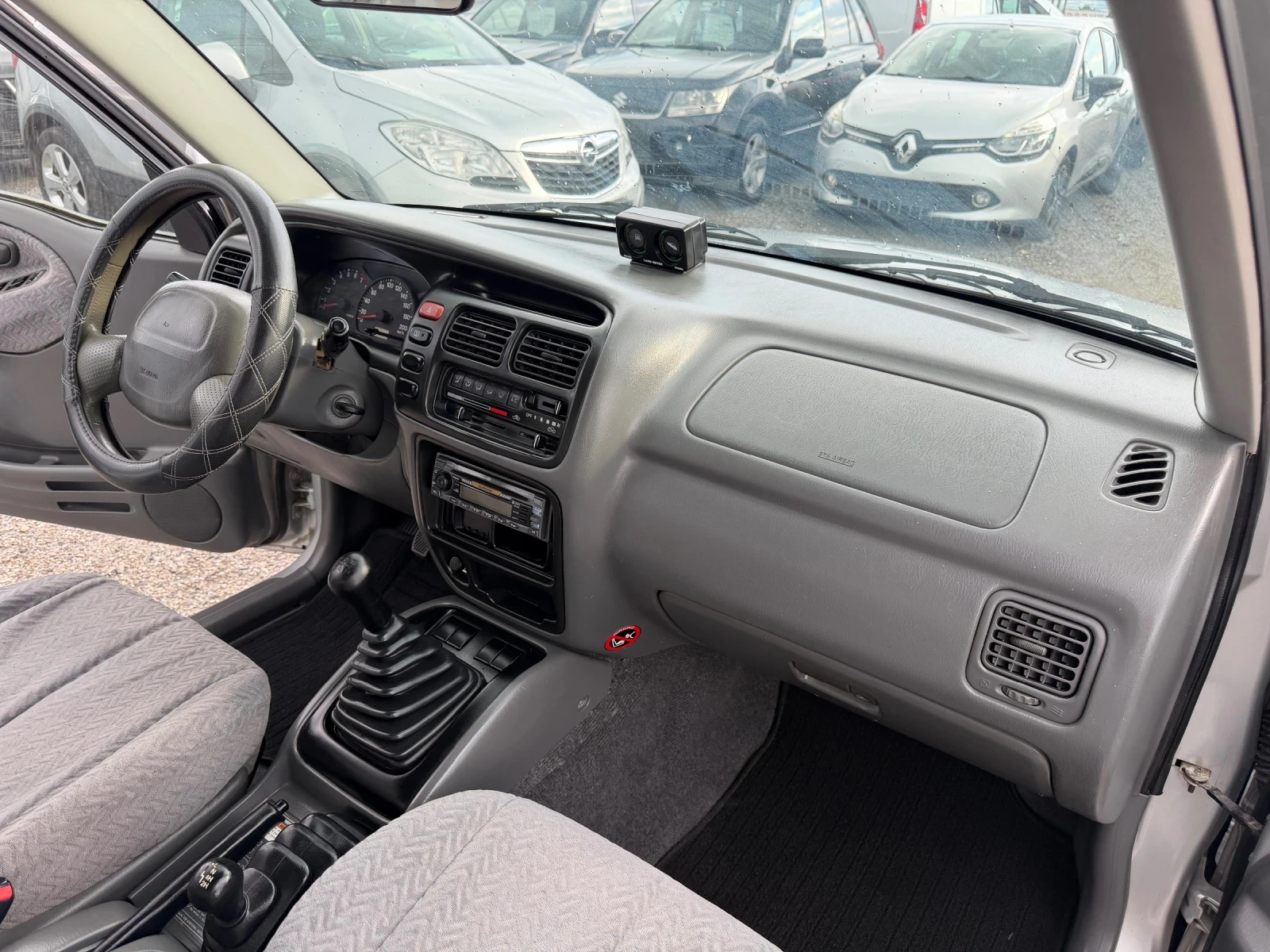 Suzuki Grand vitara 2.5 ГЪРЦИЯ ТОП, снимка 15 - Автомобили и джипове - 54643541