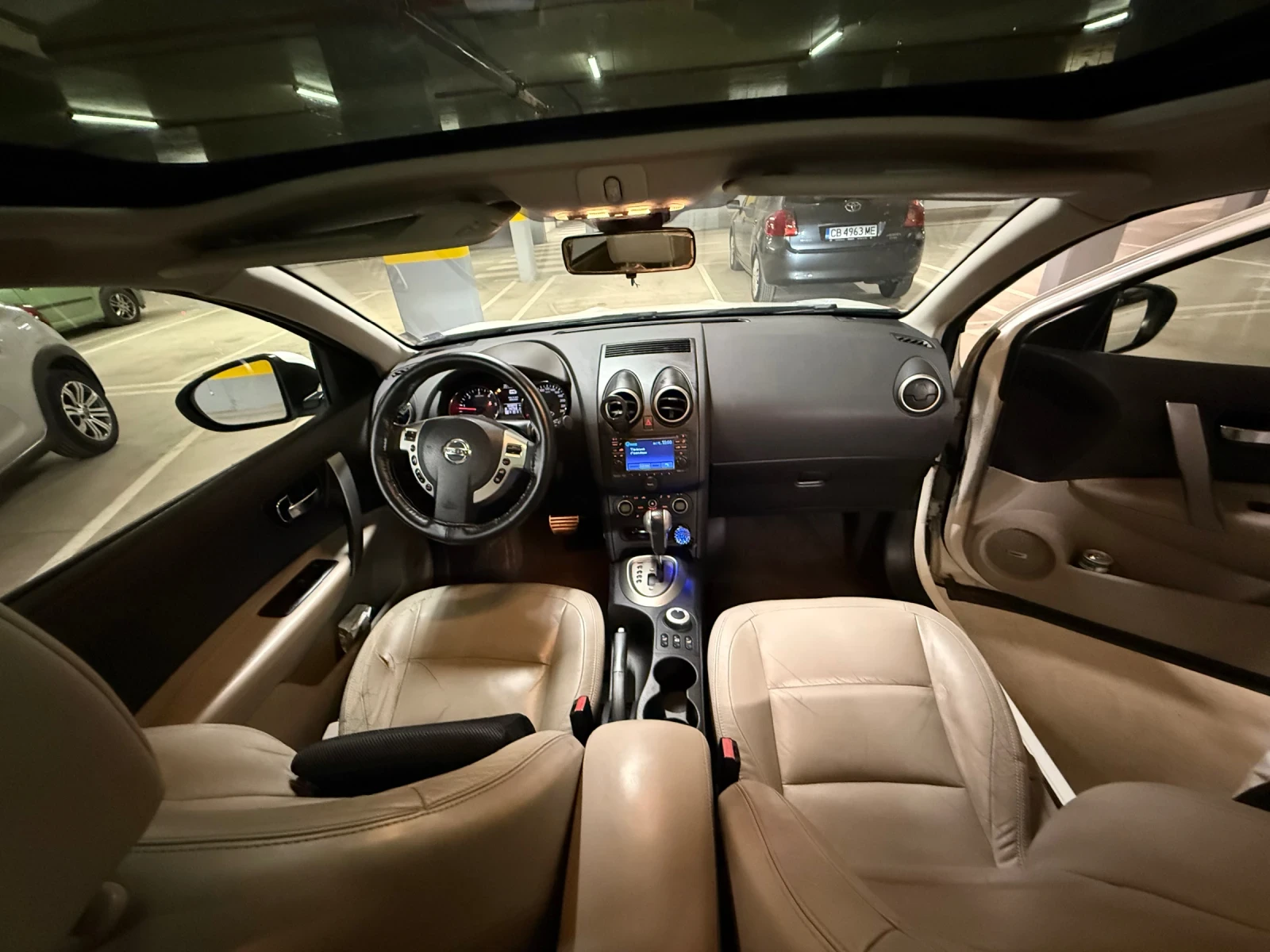 Nissan Qashqai, снимка 12 - Автомобили и джипове - 54782459