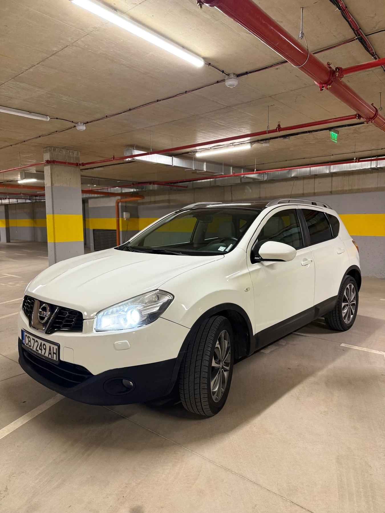 Nissan Qashqai, снимка 2 - Автомобили и джипове - 54782459