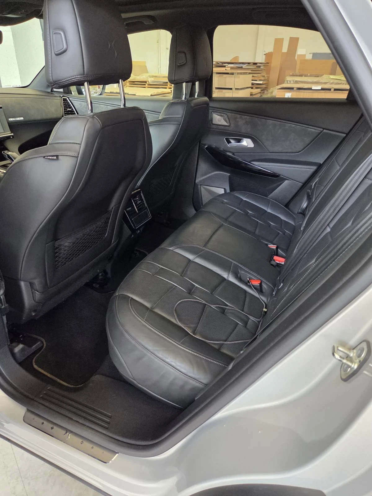 DS DS 7 Crossback Louvre, снимка 2 - Автомобили и джипове - 54999518