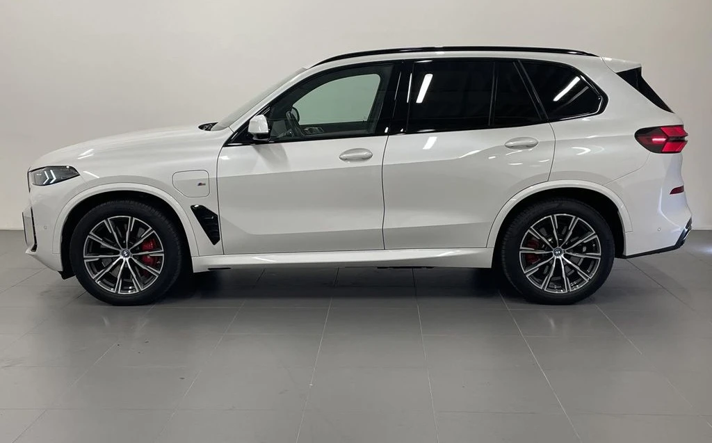 BMW X5 50e xDrive M-Sport, снимка 3 - Автомобили и джипове - 55021443