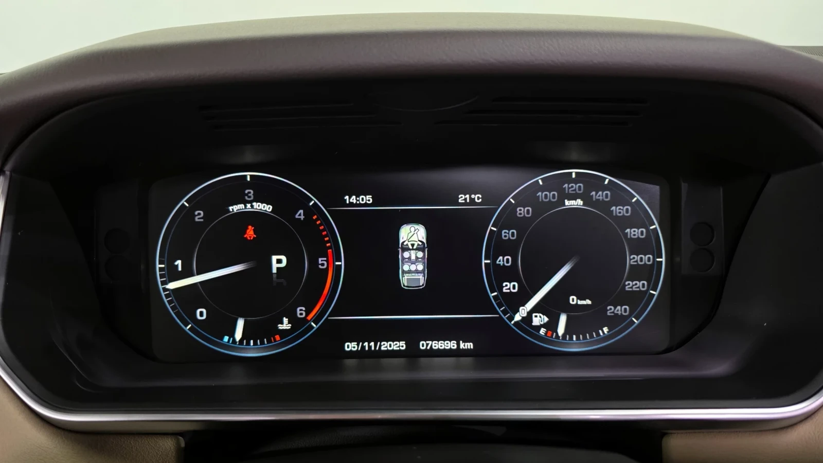Land Rover Range Rover Sport 3.0 SDV6 HSE DYNAMIC| MERIDIAN| PANO| SOFT CLOSE| , снимка 7 - Автомобили и джипове - 55063075