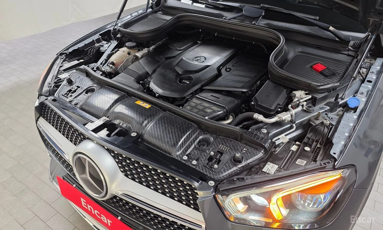 Mercedes-Benz GLE 400 4MATIC* AMG* COUPE* BURMESTER* DISTRONIC* HEAD UP, снимка 6 - Автомобили и джипове - 55230685