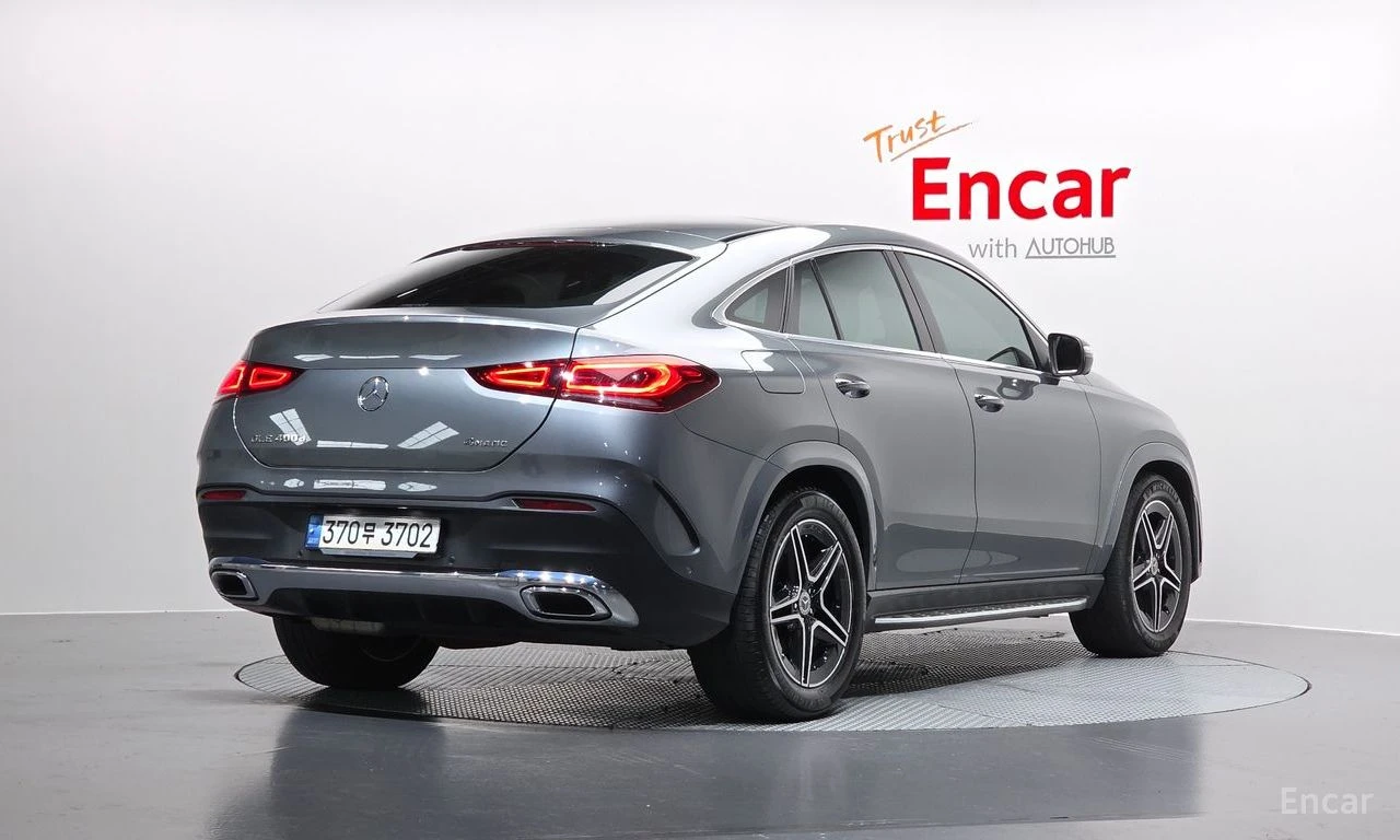Mercedes-Benz GLE 400 4MATIC* AMG* COUPE* BURMESTER* DISTRONIC* HEAD UP, снимка 4 - Автомобили и джипове - 55230685