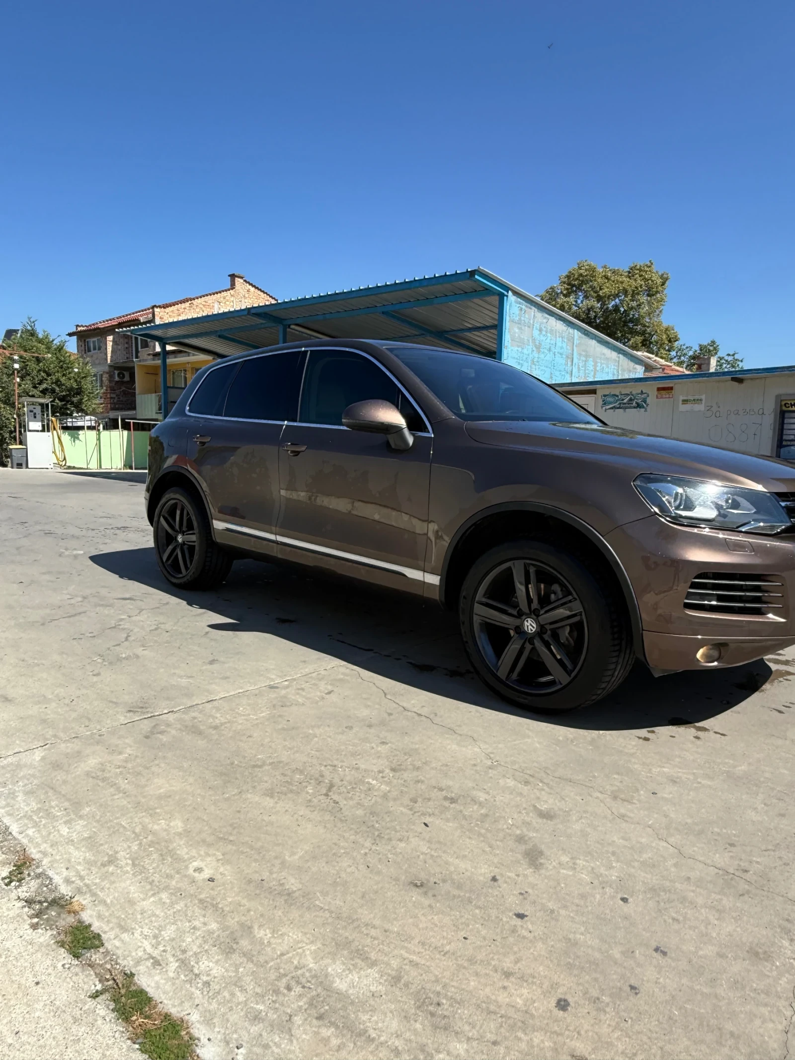 VW Touareg 3.0, снимка 2 - Автомобили и джипове - 55768064
