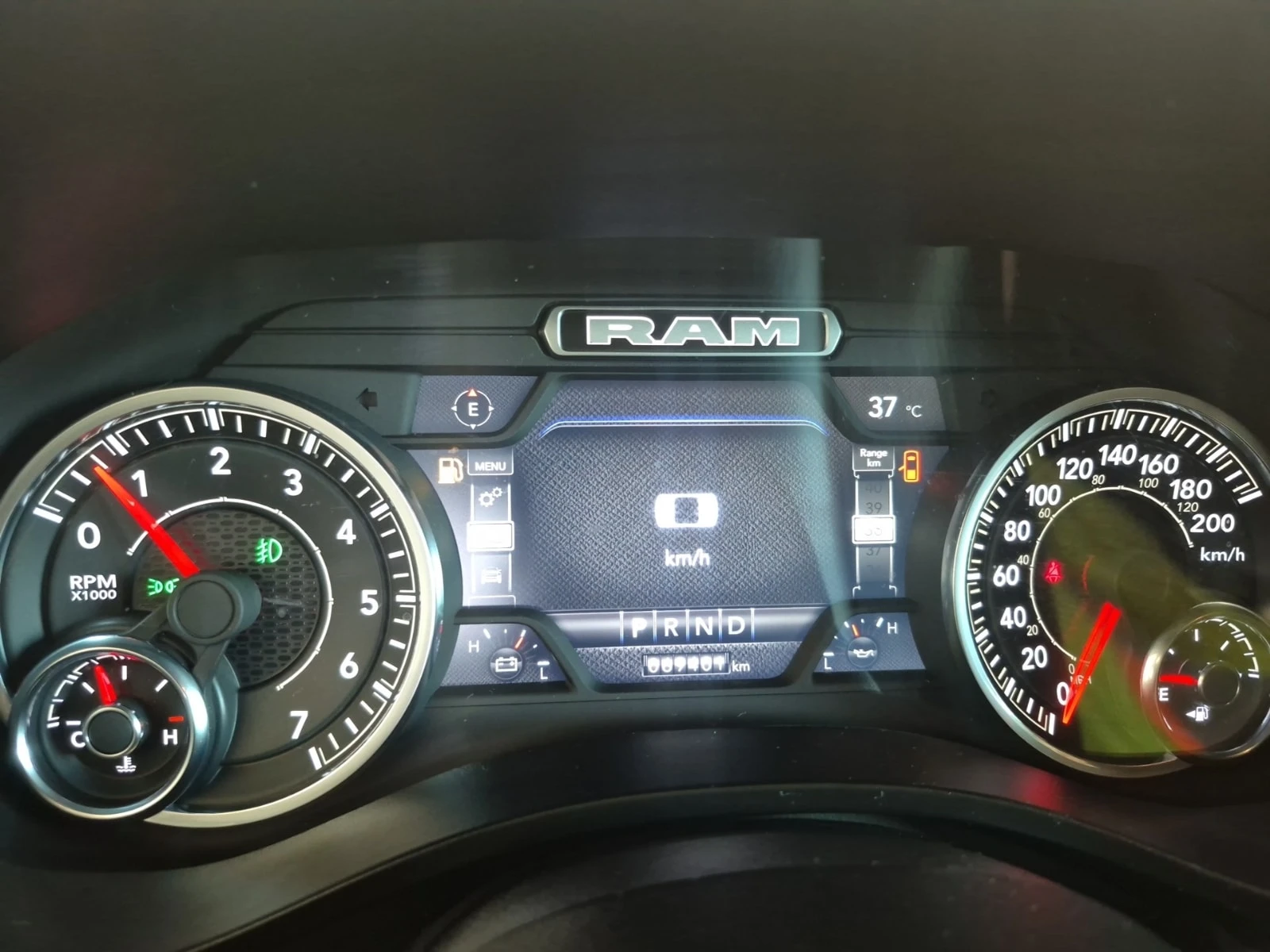 Dodge RAM 1500 TRADESMAN| ПОДГРЕВИ| NAVI| 2 КЛЮЧА| , снимка 9 - Автомобили и джипове - 55811966