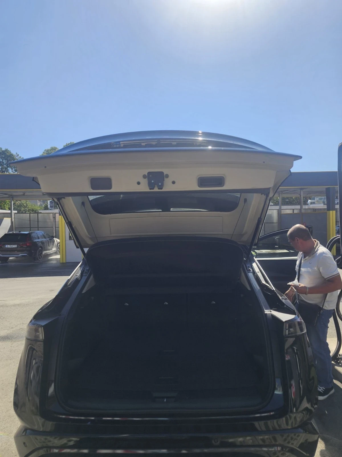 Nissan Ariya Engage, снимка 13 - Автомобили и джипове - 56185636