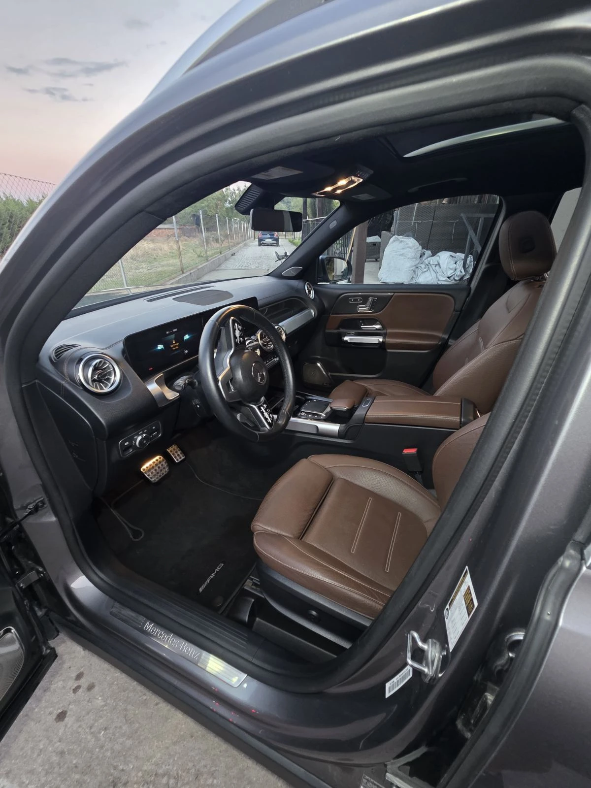 Mercedes-Benz GLB 250 4Matic AMG Line 360 , снимка 7 - Автомобили и джипове - 56226166