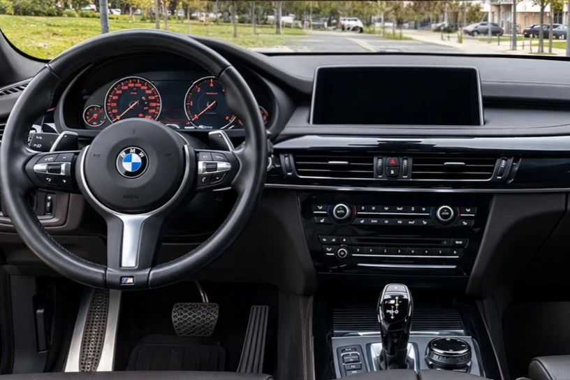 BMW X5 M50D, снимка 2 - Автомобили и джипове - 56287932
