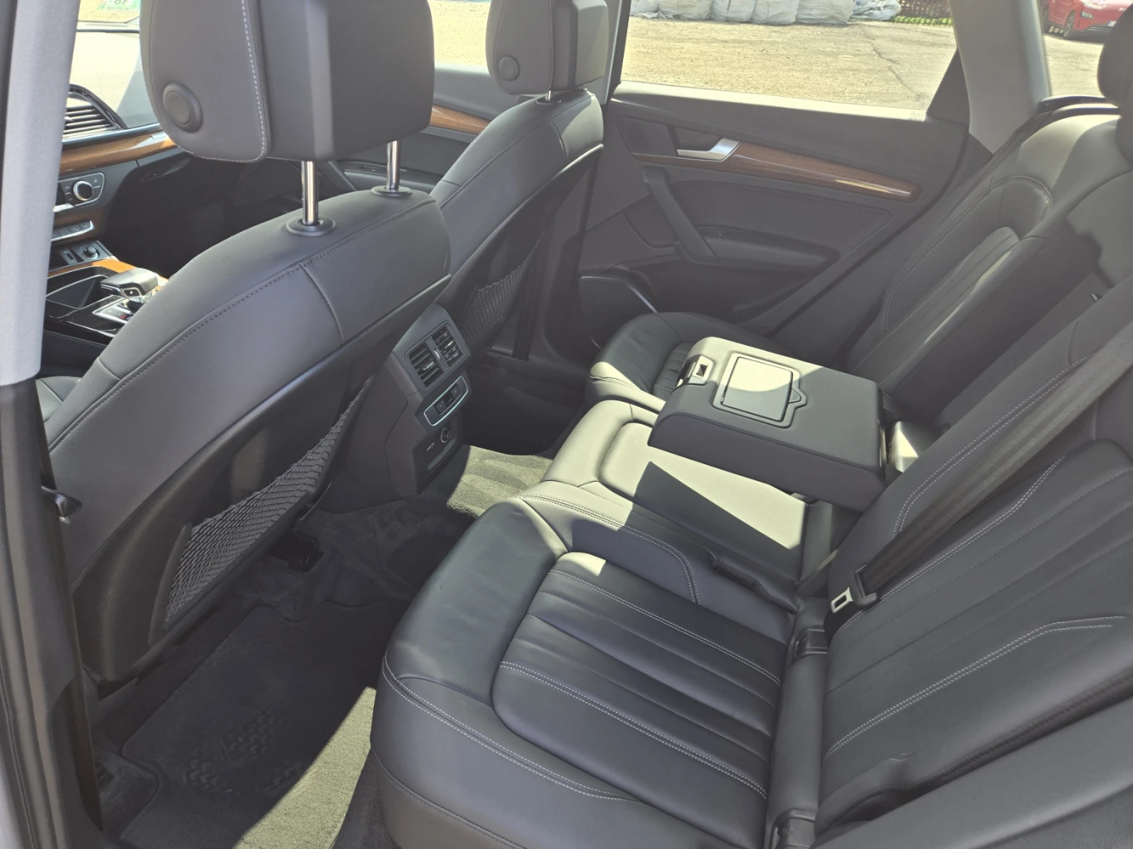 Audi Q5, снимка 9 - Автомобили и джипове - 56359714