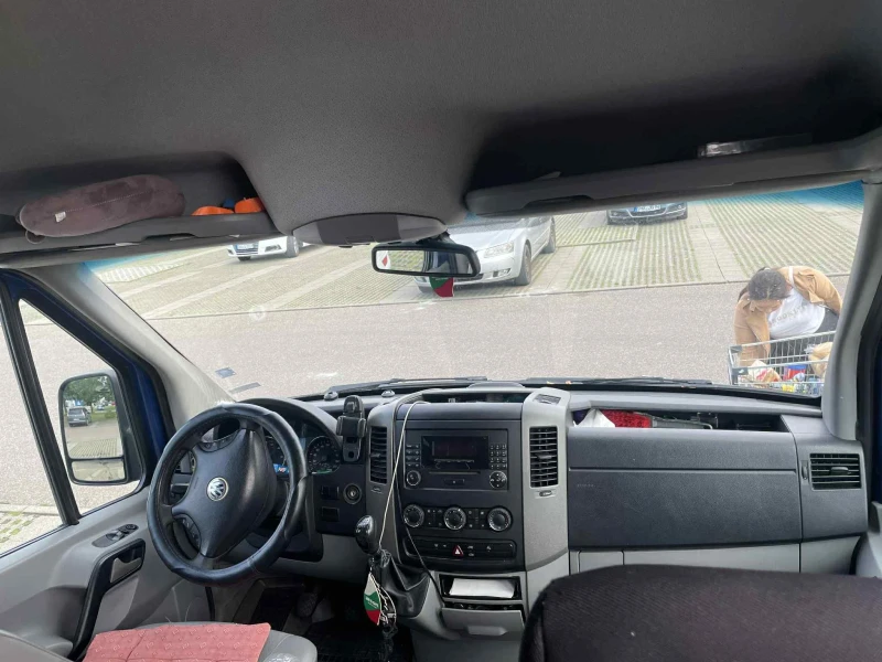 VW Crafter, снимка 8 - Бусове и автобуси - 53440639