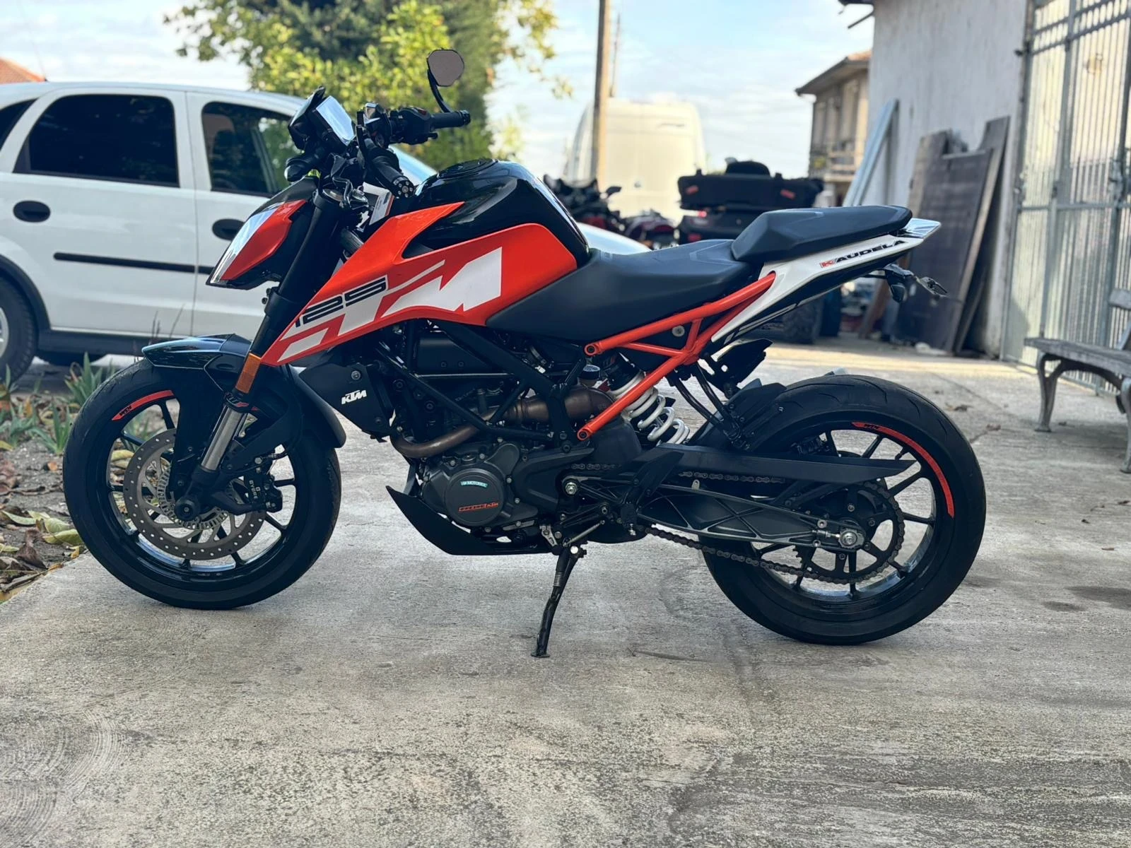 Ktm Duke 125 ABS ЛИЗИНГ - изображение 4