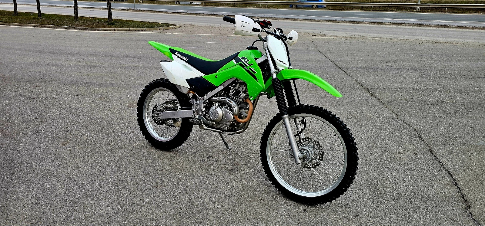 Kawasaki Klx 140 - изображение 2
