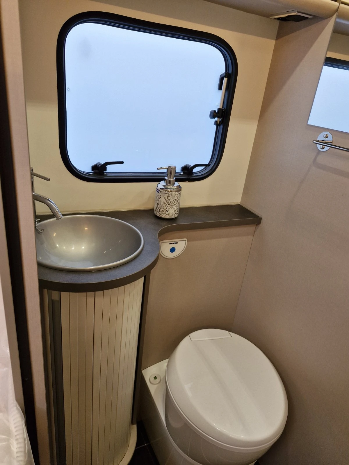Кемпер Peugeot BOXER DYNAMIC XGO - изображение 5