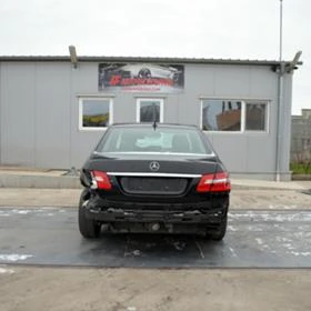 Mercedes-Benz E 220 W212, снимка 4