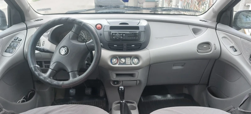 Nissan Almera tino, снимка 4 - Автомобили и джипове - 47077344