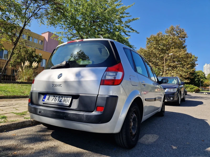 Renault Scenic, снимка 4 - Автомобили и джипове - 47486748