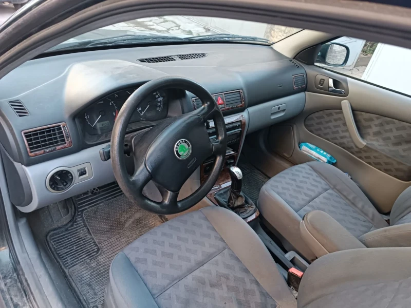 Skoda Octavia 1.9 TDI 4x4 90hp, снимка 5 - Автомобили и джипове - 48089976