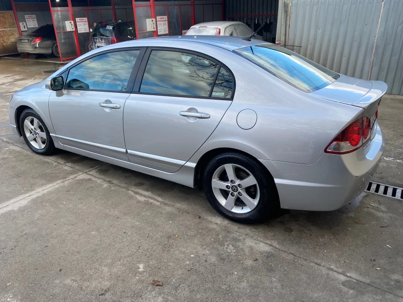 Honda Civic, снимка 4 - Автомобили и джипове - 49032055