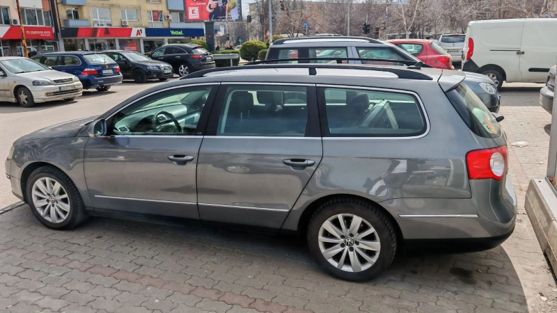 VW Passat B6 Variant, Автомат DSG, с регистрация, снимка 2 - Автомобили и джипове - 49476160