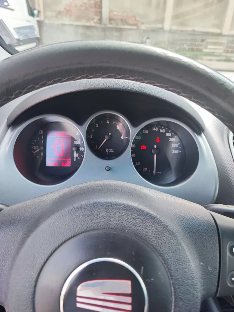 Seat Altea XL, снимка 9 - Автомобили и джипове - 51781328