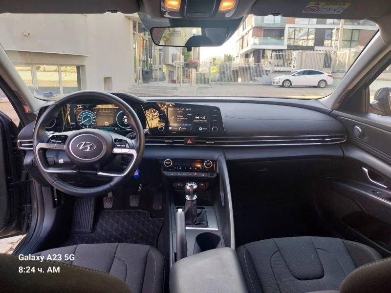 Hyundai Elantra, снимка 6 - Автомобили и джипове - 51139014