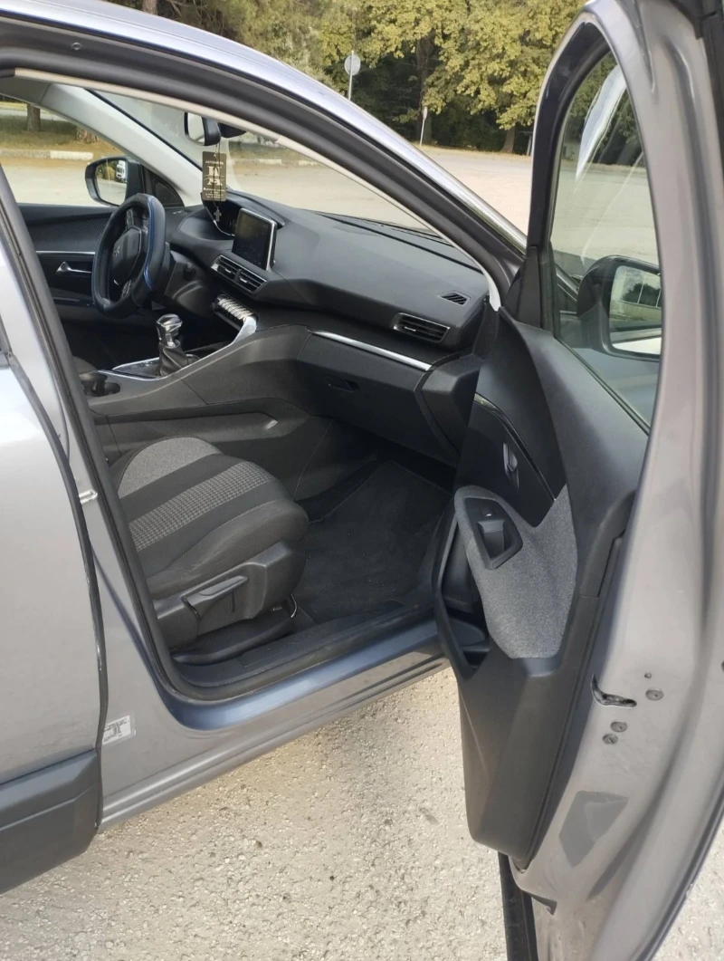 Peugeot 3008 1.5, снимка 12 - Автомобили и джипове - 52072258