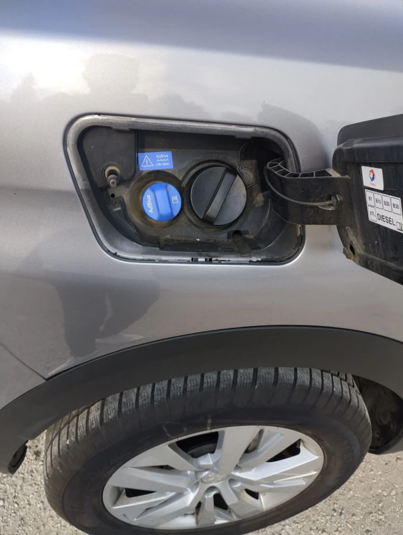 Peugeot 3008 1.5, снимка 9 - Автомобили и джипове - 52072258