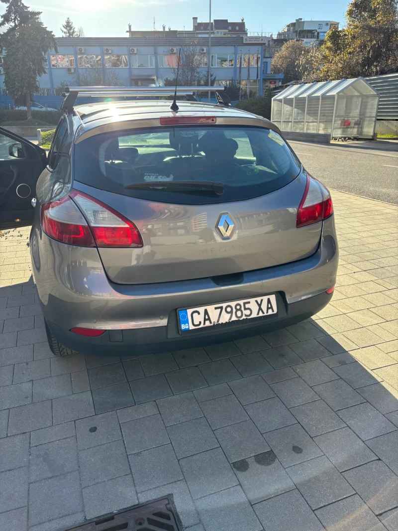 Renault Megane 1.5 dci, снимка 10 - Автомобили и джипове - 52555330