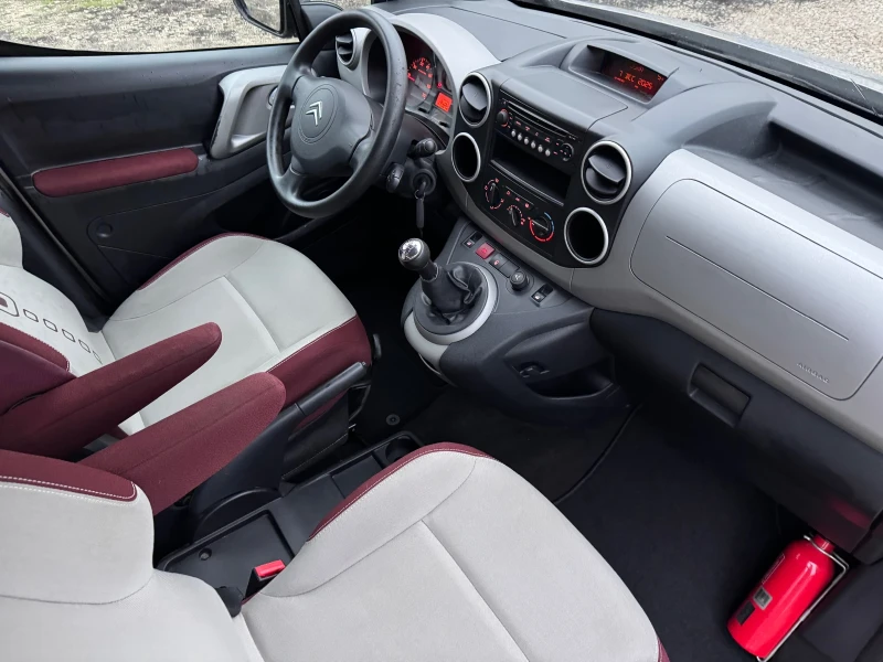 Citroen Berlingo 1.6 i / Multispace / Euro 5, снимка 12 - Автомобили и джипове - 52680420