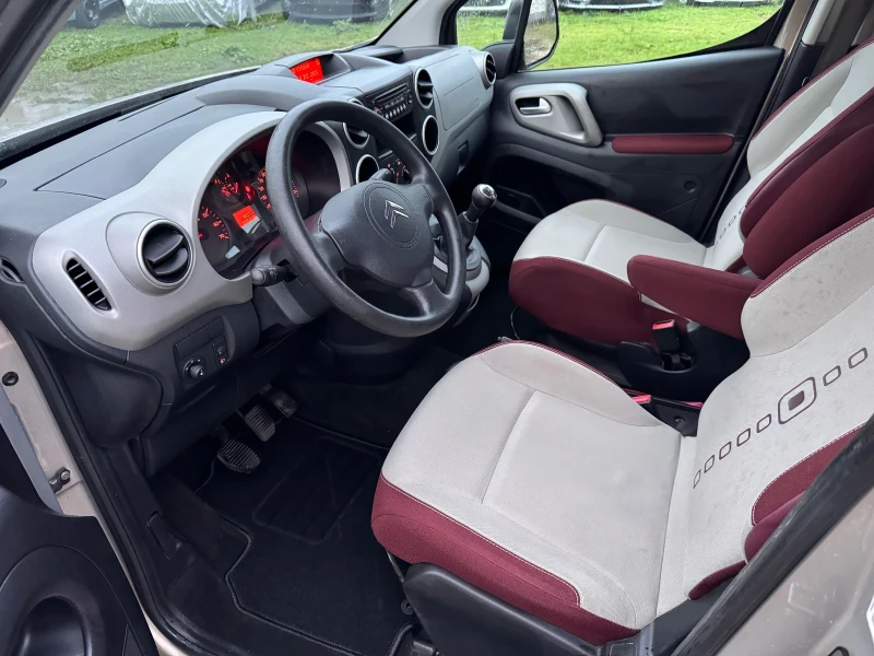 Citroen Berlingo 1.6 i / Multispace / Euro 5, снимка 9 - Автомобили и джипове - 52680420