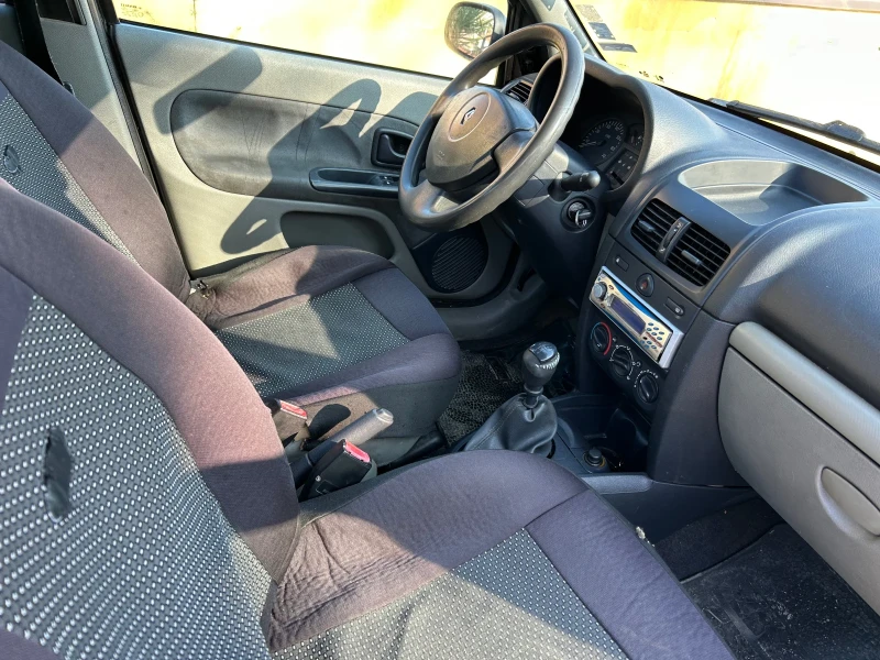 Renault Clio 1.2 БЕНЗИН, снимка 16 - Автомобили и джипове - 52774907