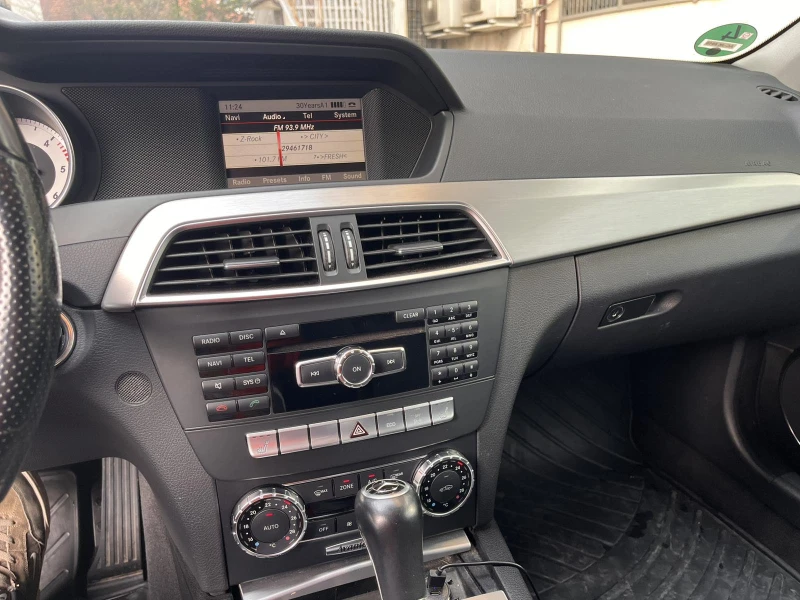 Mercedes-Benz C 220 220cdi, снимка 9 - Автомобили и джипове - 52776208