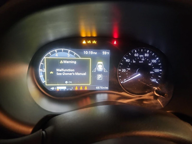 Nissan Kubistar KICKS XTRONIC, снимка 9 - Автомобили и джипове - 53036749