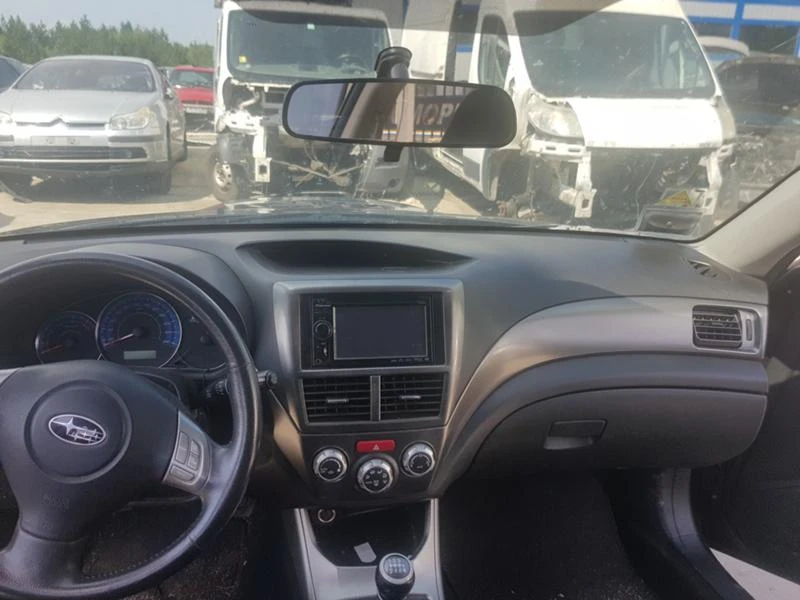 Subaru Impreza 2.0d, снимка 13 - Автомобили и джипове - 35782883