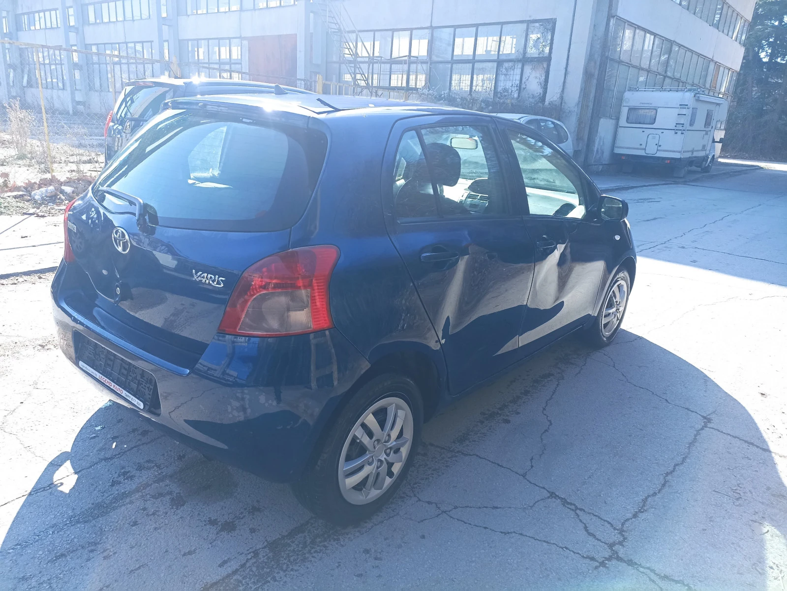 Toyota Yaris 1.0I , 1, 4D4D - изображение 4