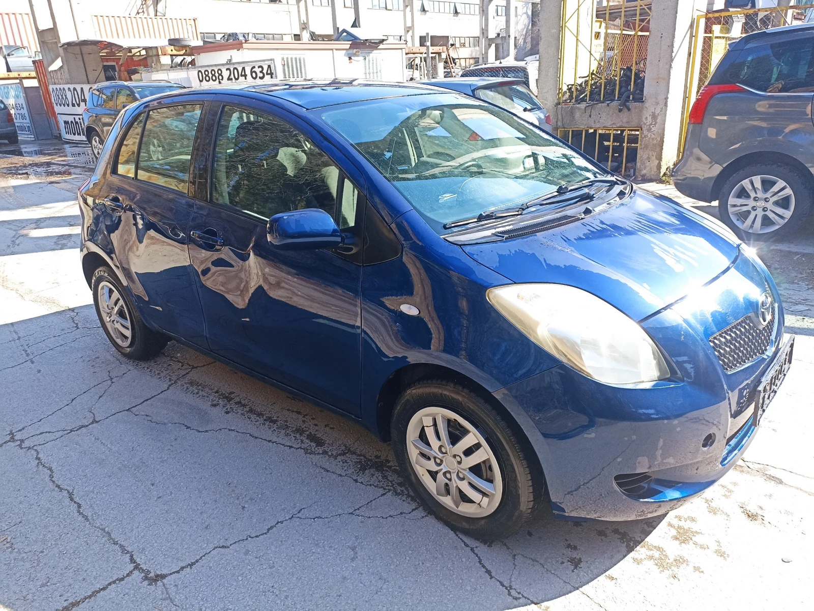 Toyota Yaris 1.0I , 1, 4D4D - изображение 3