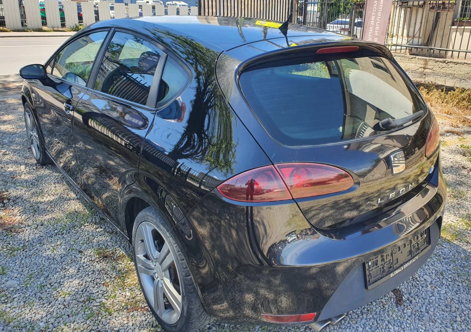 Seat Leon FR-2.0TDI-170к.с - изображение 6