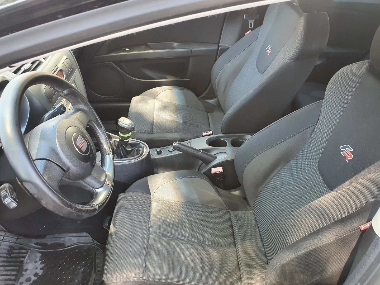 Seat Leon FR-2.0TDI-170к.с - изображение 4